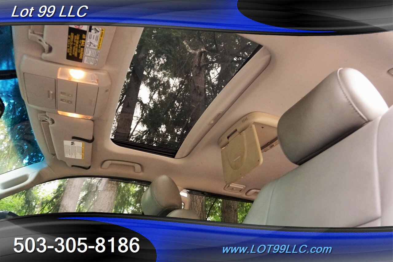 2012 Toyota Sequoia Limited 4X4 V8 Heated Leather MOON 1 OWNER   - Photo 3 - Milwaukie, OR 97267