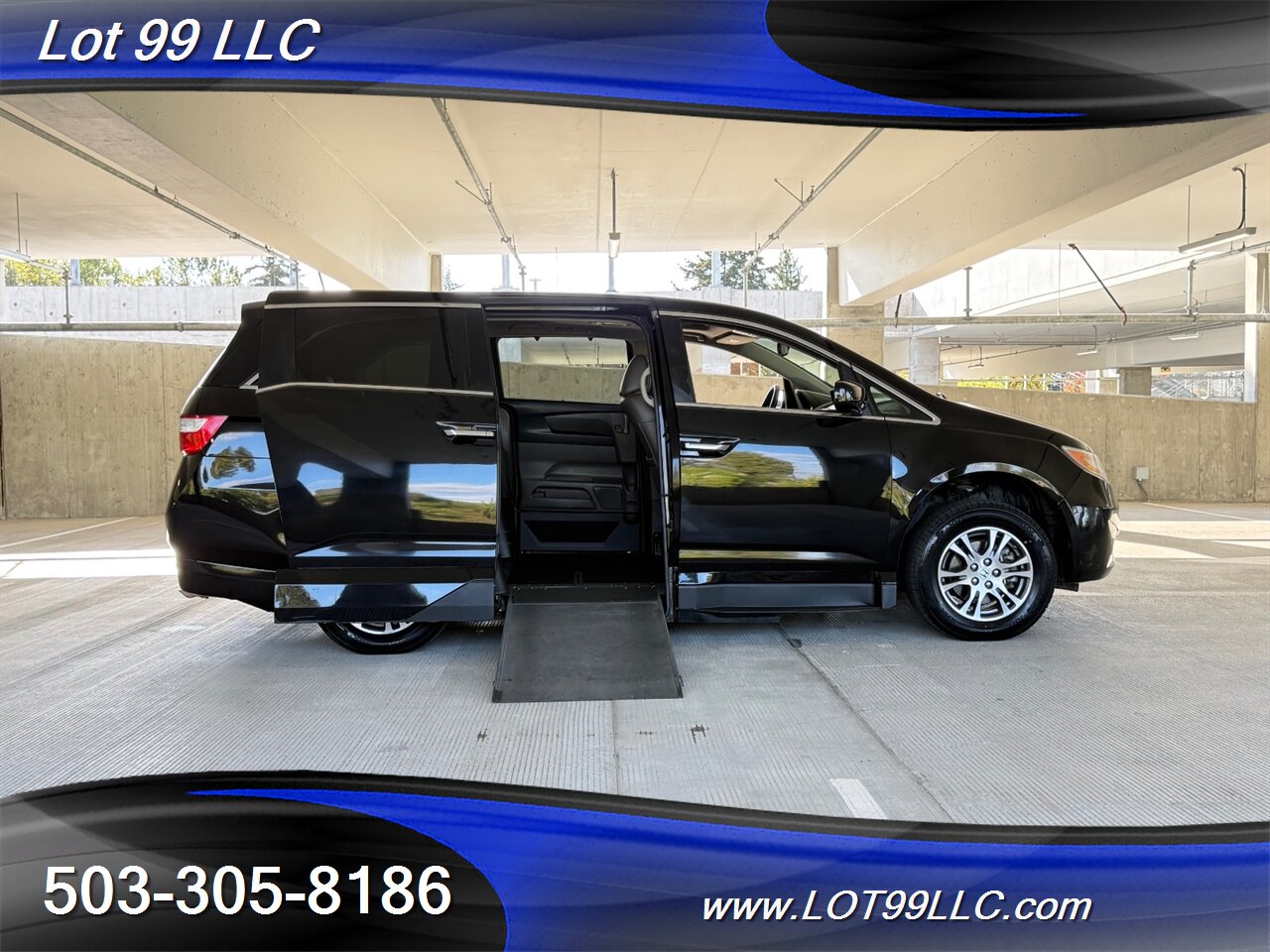 2013 Honda Odyssey EX-L WHEELCHAIR VAN Power Ramp New Tires DVD Entertainment Htd Leather Moon Roof - Photo 1 - Milwaukie, OR 97267