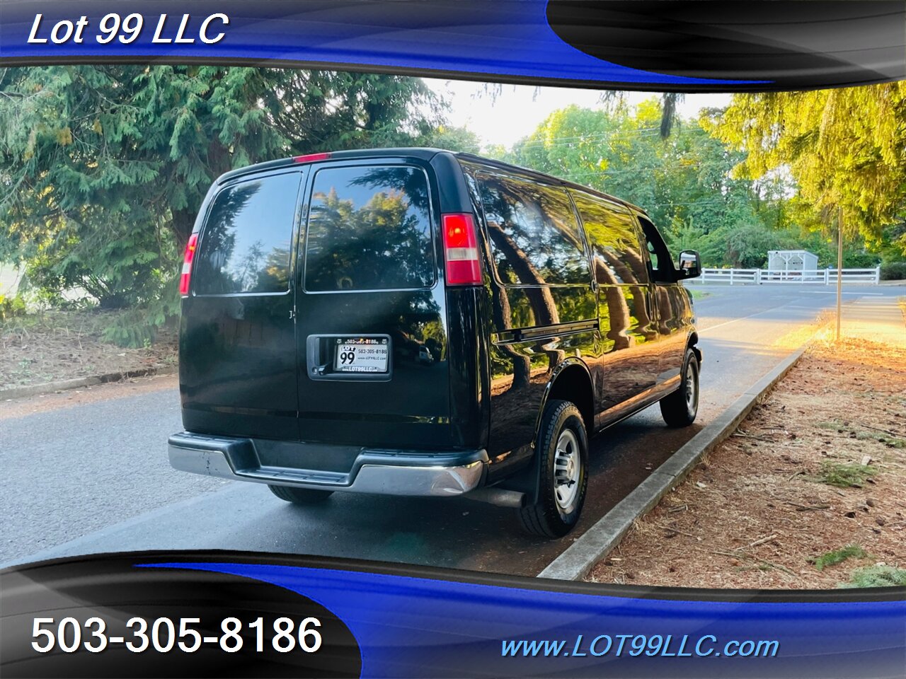 2015 Chevrolet Express Express 2500 Cargo Van 1-Owner 140k Vortec 4.   - Photo 9 - Milwaukie, OR 97267