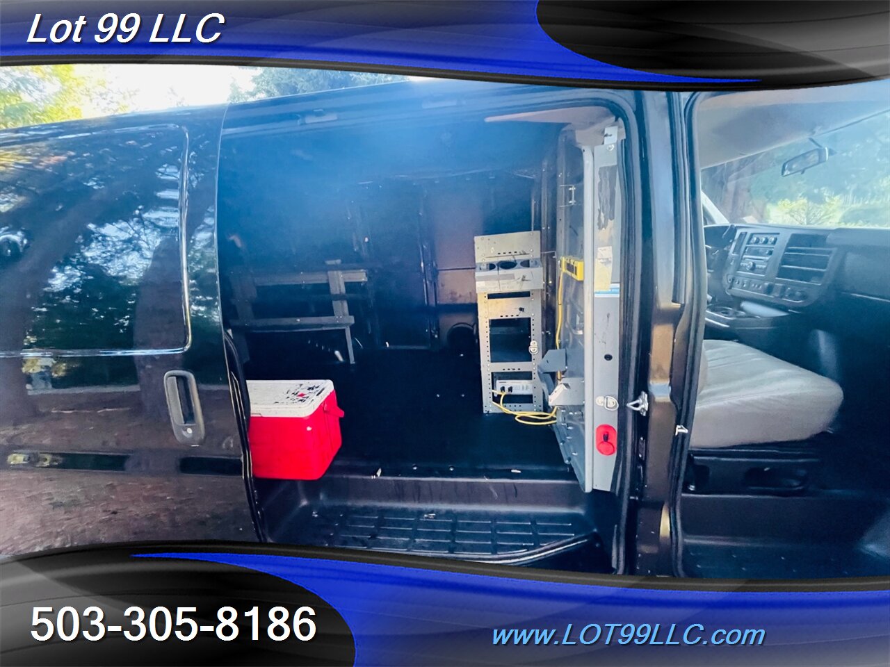 2015 Chevrolet Express Express 2500 Cargo Van 1-Owner 140k Vortec 4.   - Photo 20 - Milwaukie, OR 97267