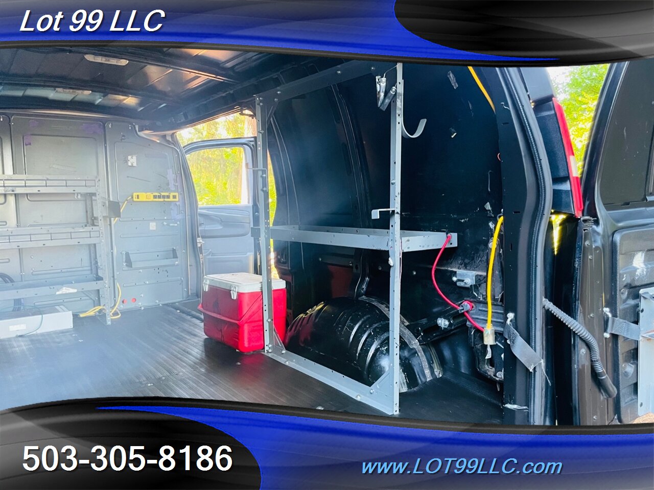 2015 Chevrolet Express Express 2500 Cargo Van 1-Owner 140k Vortec 4.   - Photo 39 - Milwaukie, OR 97267