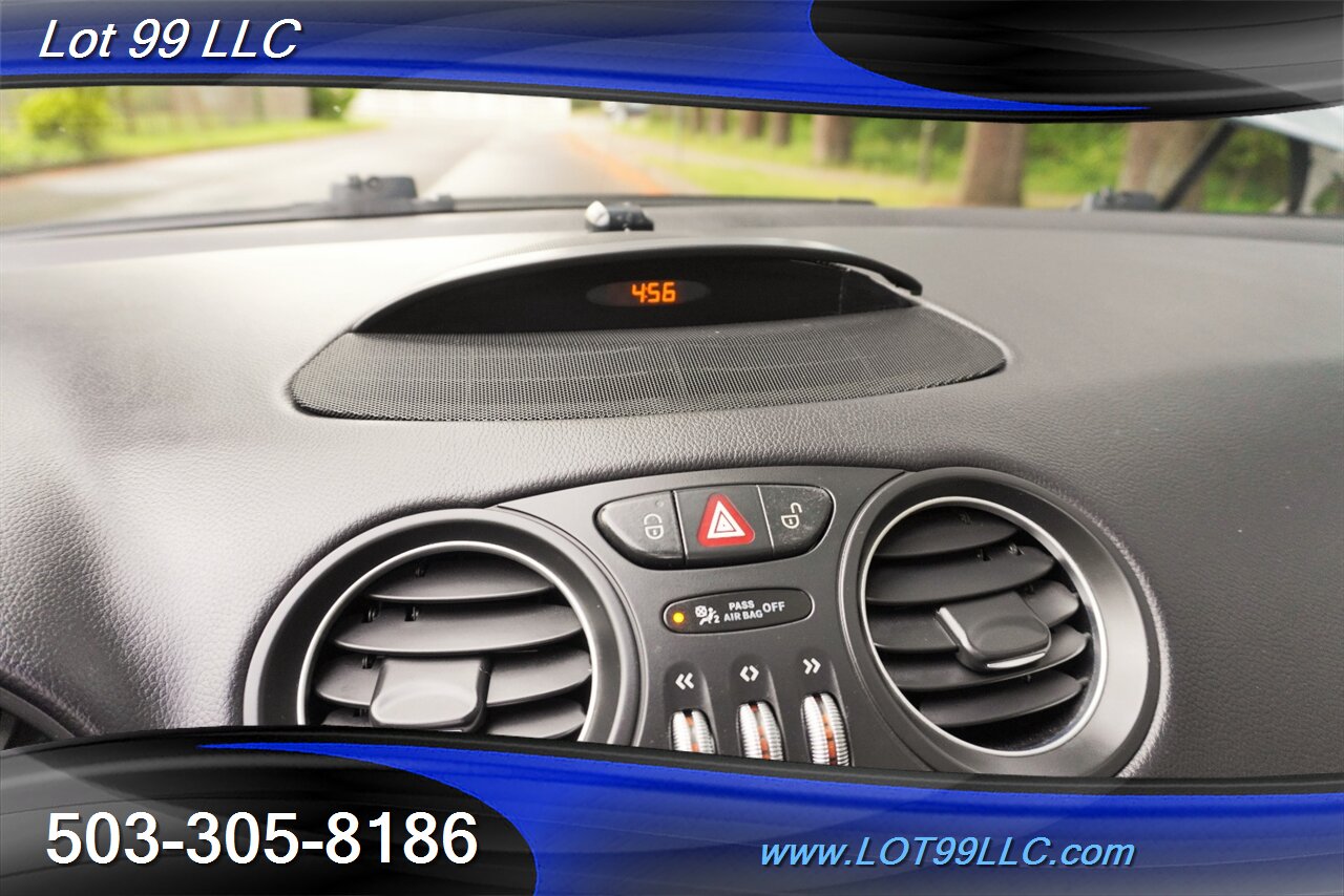 2007 Mercedes-Benz SL 550 Hard Top Convertible V8 5.5L 71k Heated Leather Seats Power Hard Top Premium Wheels Newer Tires - Photo 21 - Milwaukie, OR 97267