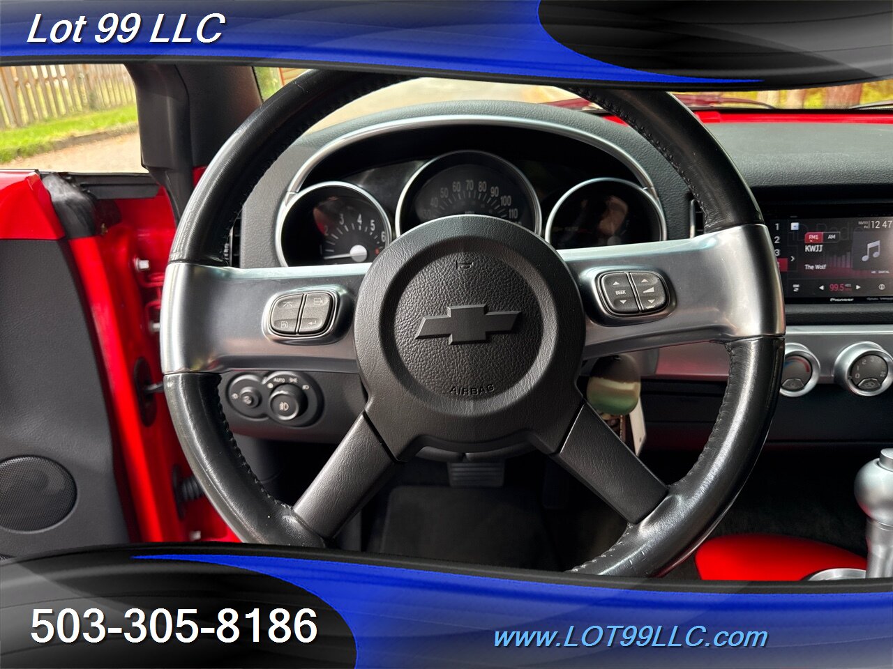 2005 Chevrolet SSR LS 60k Miles 6.0L V8 Leather   - Photo 13 - Milwaukie, OR 97267