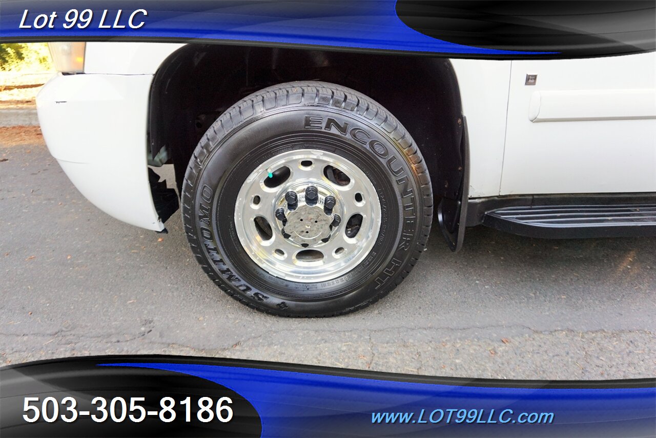 2007 Chevrolet Suburban LT 2500 4X4 V8 3 ROW Newer Tires 2 OWNERS NO RUST   - Photo 32 - Milwaukie, OR 97267