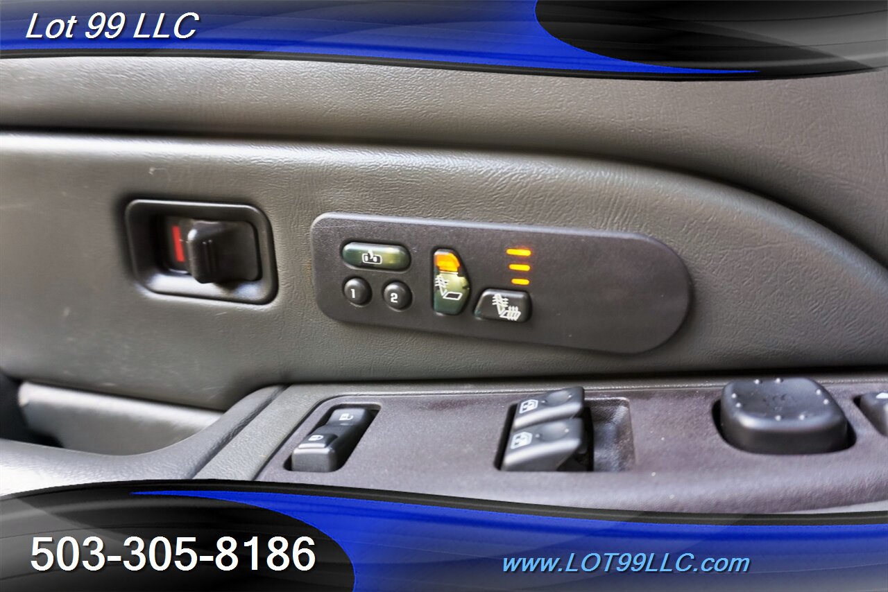 2004 GMC Sierra 2500HD SLT 4dr Crew Cab 4X4 6.6L Duramax Diesel Heated  Leather Seats Short Bed NO RUST - Photo 28 - Milwaukie, OR 97267