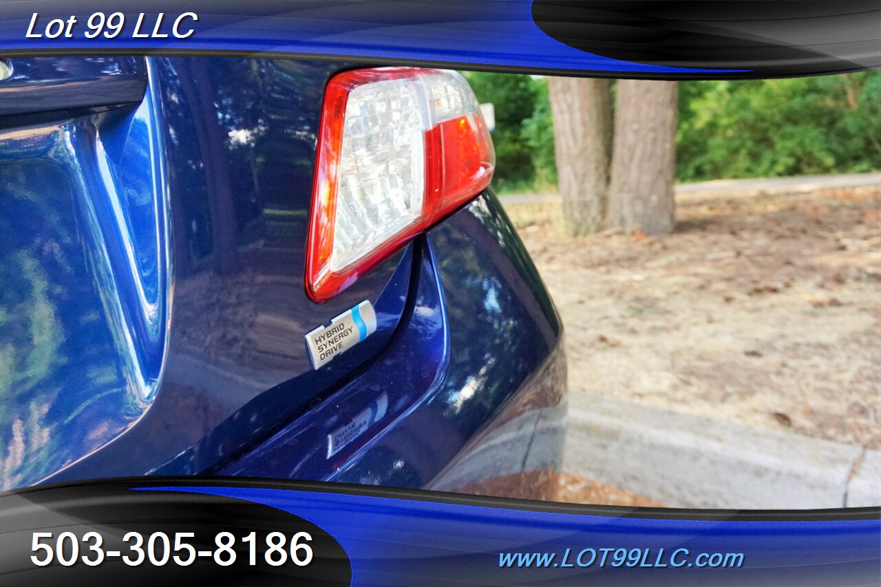 2009 Toyota Camry hybrid 95k Heated Leather Moon Roof 1 OWNER 34 MPG - Photo 33 - Milwaukie, OR 97267