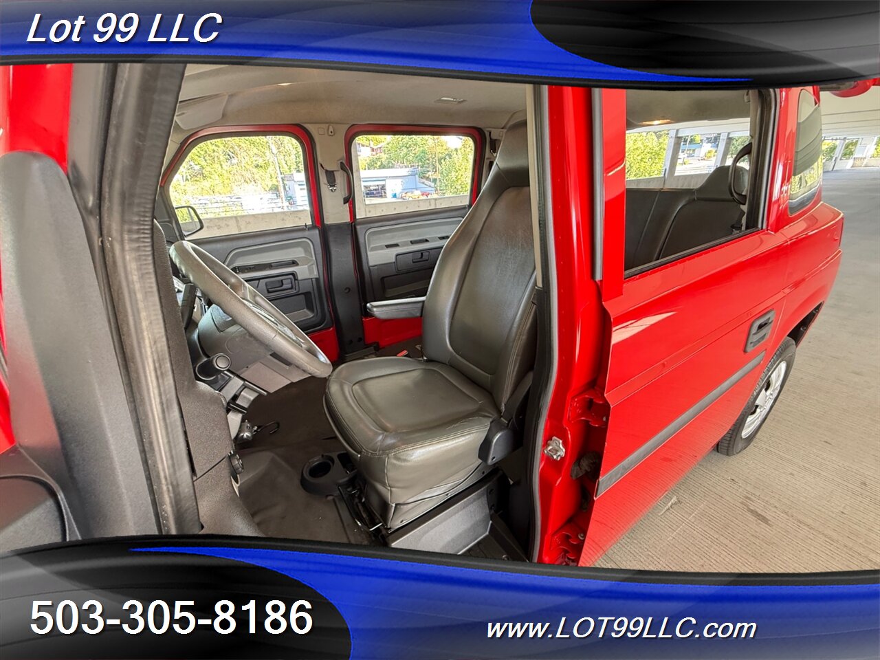 2012 Mobility Ventures MV1 Wheelchair Van WHEELCHAIR VAN 30 " Power Ramp 4.6L V8 - Photo 21 - Milwaukie, OR 97267