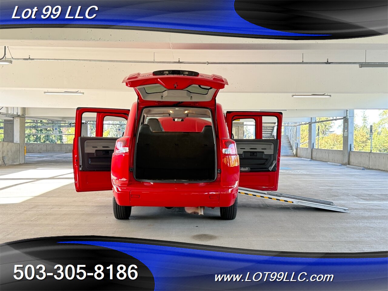 2012 Mobility Ventures MV1 Wheelchair Van WHEELCHAIR VAN 30 " Power Ramp 4.6L V8 - Photo 33 - Milwaukie, OR 97267