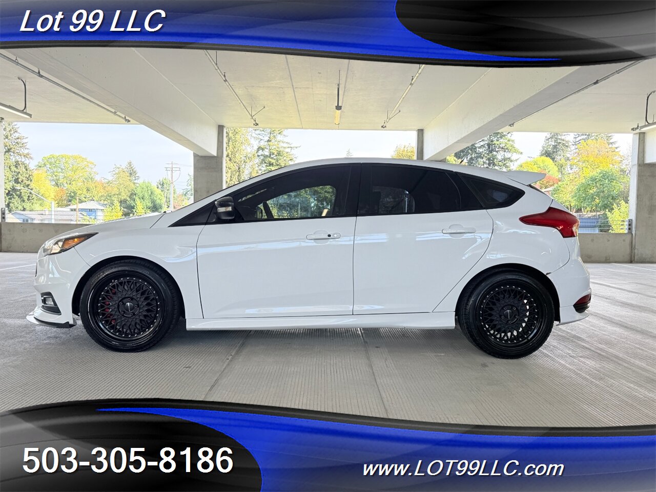2016 Ford Focus ST 68k 6 Speed Manual 18 " Wheels Spoiler Tinted  EcoBoost 2.0L Turbo I4 252hp 270ft. - Photo 1 - Milwaukie, OR 97267