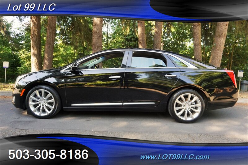 2016 Cadillac XTS Luxury Sedan AWD 72K Heated Leather Pano GPS  
