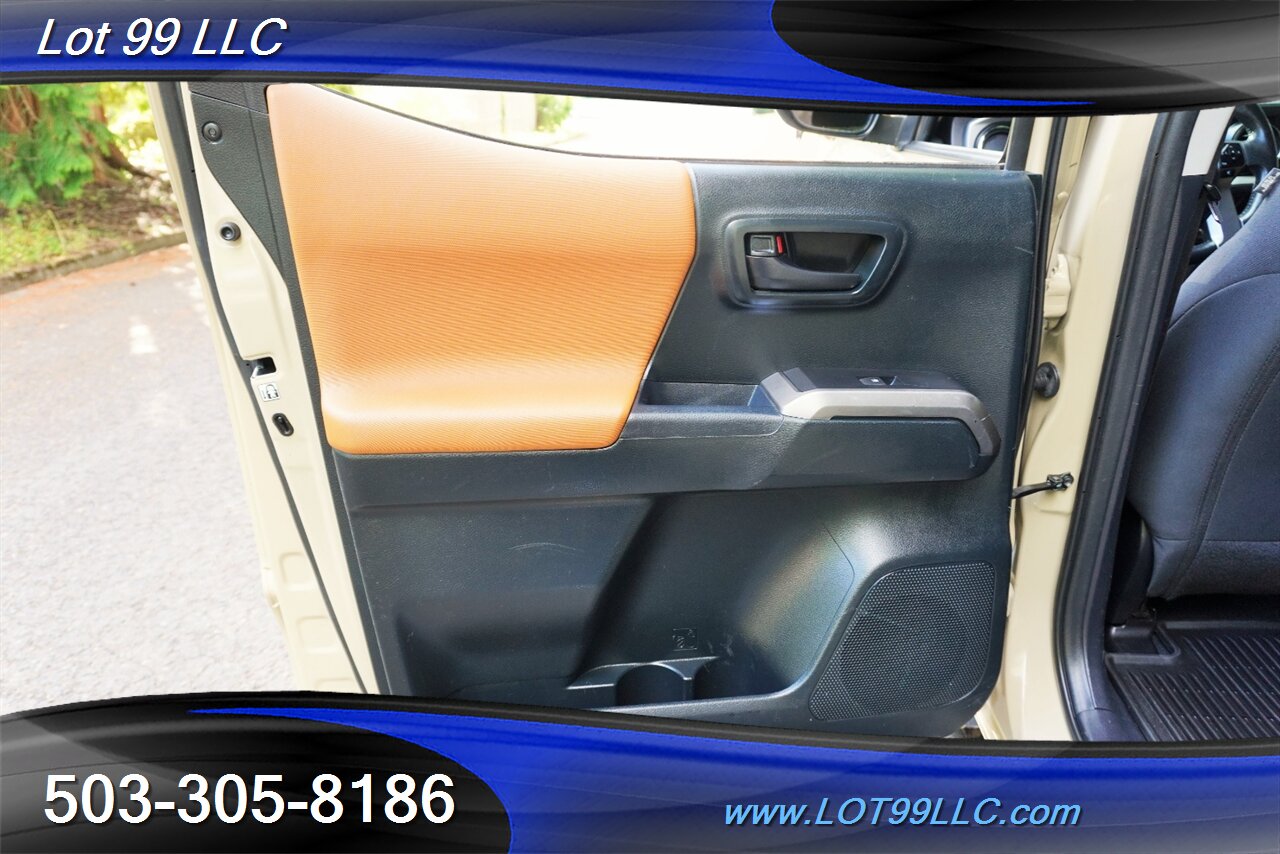 2017 Toyota Tacoma SR5 V6 4x4 V6 Auto Heated Seats GPS Canopy LIFTED Premium Wheels Newer Tires WINCH - Photo 14 - Milwaukie, OR 97267