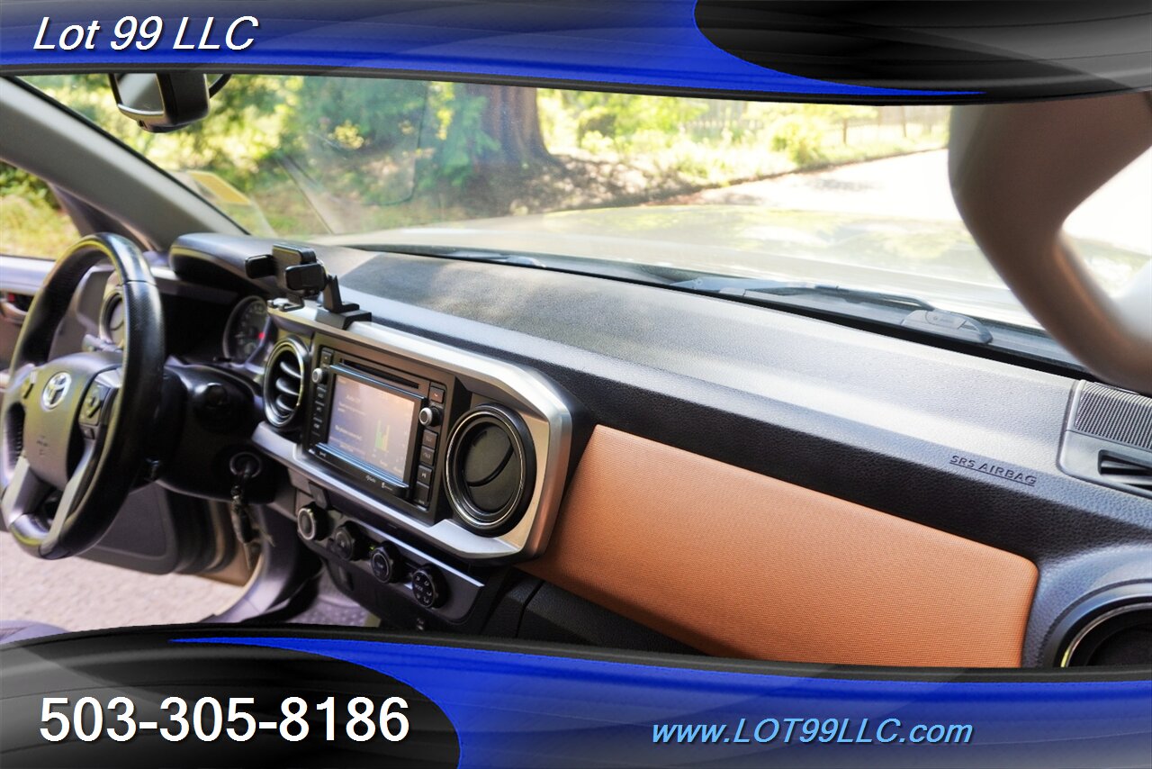 2017 Toyota Tacoma SR5 V6 4x4 V6 Auto Heated Seats GPS Canopy LIFTED Premium Wheels Newer Tires WINCH - Photo 20 - Milwaukie, OR 97267