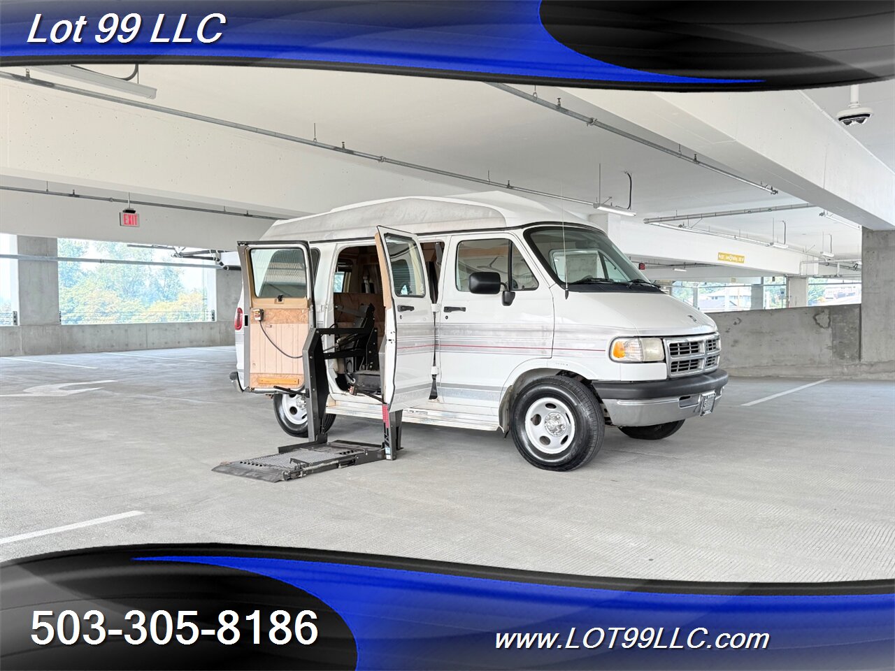 1996 Dodge Ram Van 2500 WHEELCHAIR VAN High Roof 108k  Side Power Lift - Photo 2 - Milwaukie, OR 97267