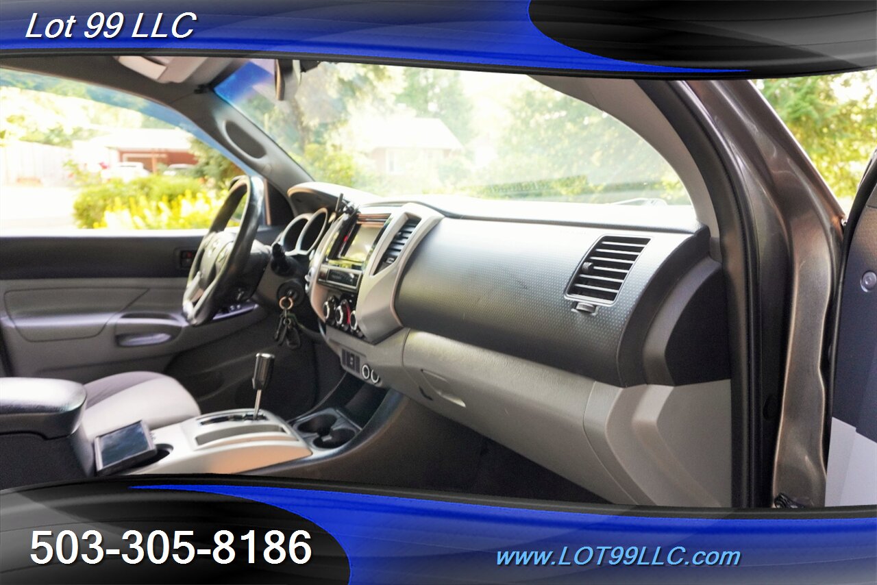 2015 Toyota Tacoma SR5 V6 4X4 Double Cab V6 Automatic LIFTED Black Wheels Newer Tires - Photo 17 - Milwaukie, OR 97267