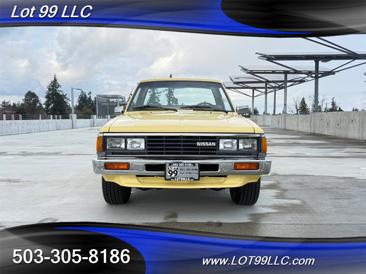 1985 Nissan 720 Regular Cab Like New Interior 5 Speed Super Clean In and Out   - Photo 3 - Milwaukie, OR 97267