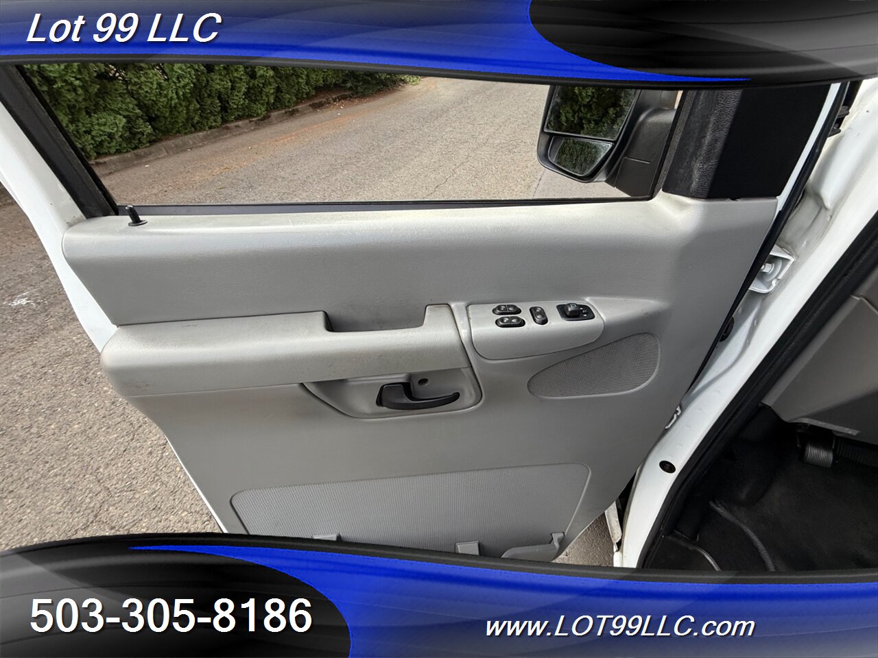2007 Ford E-Series Van E250 Cargo Van 135k 4.6L V8 Ladder Shelves Drawer   - Photo 27 - Milwaukie, OR 97267