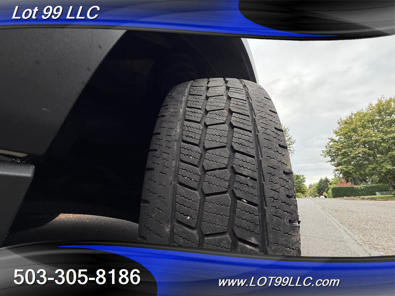 2015 Ford Transit 150 Mid Roof 132k WHEELCHAIR VAN Side Lift BraunAbility 6 passenger - Photo 29 - Milwaukie, OR 97267