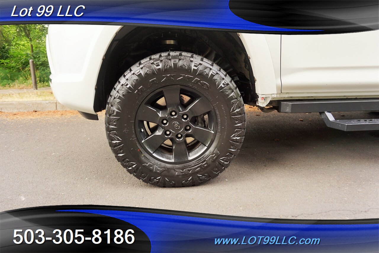 2013 Toyota 4Runner SR5 4X4 6 Auto LIFTED Black Wheels Newer Tires - Photo 24 - Milwaukie, OR 97267