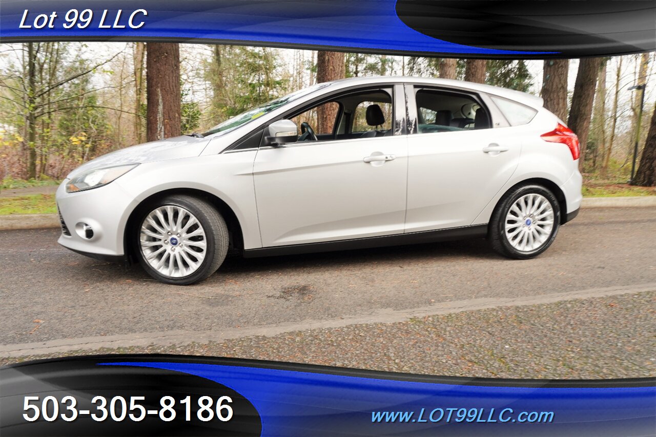 2012 Ford Focus Titanium Only 57K Heated Leather GPS 2 OWNERS   - Photo 5 - Milwaukie, OR 97267