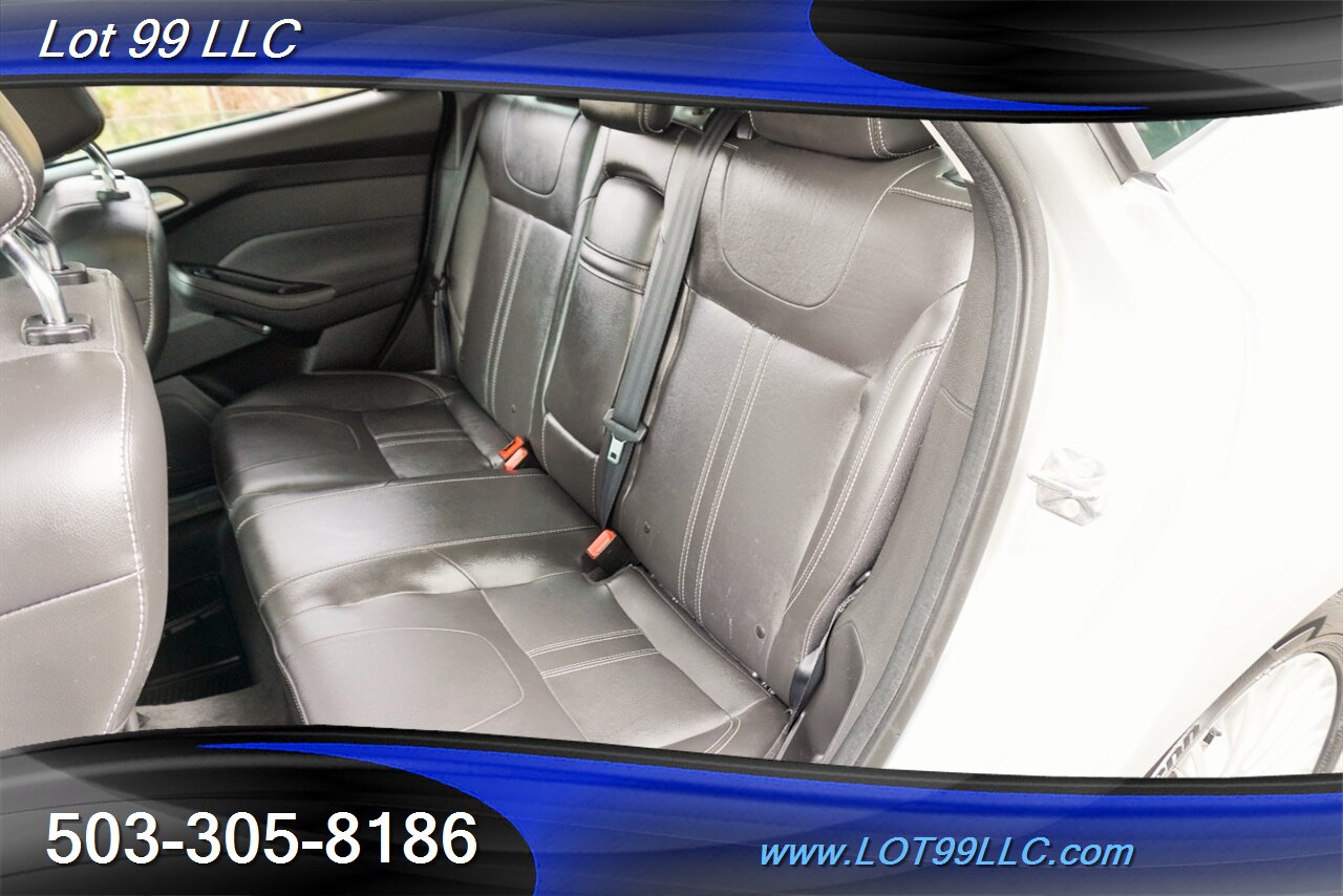 2012 Ford Focus Titanium Only 57K Heated Leather GPS 2 OWNERS   - Photo 14 - Milwaukie, OR 97267