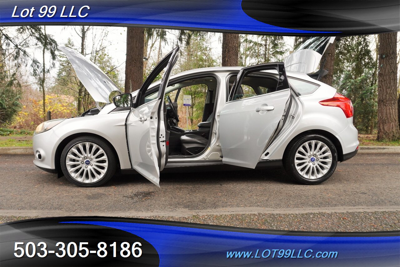 2012 Ford Focus Titanium Only 57K Heated Leather GPS 2 OWNERS   - Photo 26 - Milwaukie, OR 97267