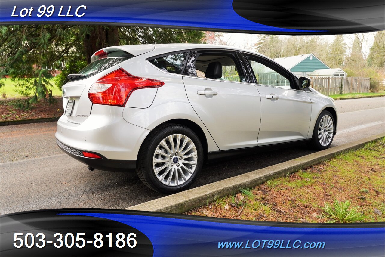 2012 Ford Focus Titanium Only 57K Heated Leather GPS 2 OWNERS   - Photo 9 - Milwaukie, OR 97267