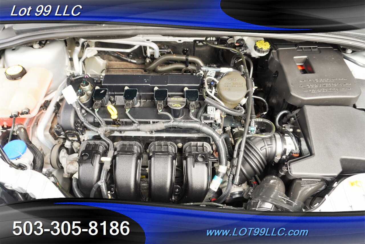 2012 Ford Focus Titanium Only 57K Heated Leather GPS 2 OWNERS   - Photo 19 - Milwaukie, OR 97267