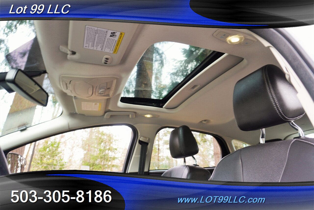 2012 Ford Focus Titanium Only 57K Heated Leather GPS 2 OWNERS   - Photo 3 - Milwaukie, OR 97267