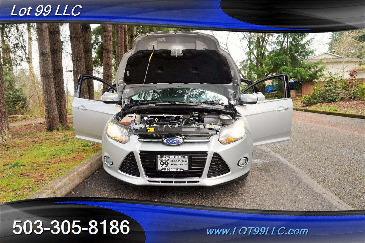 2012 Ford Focus Titanium Only 57K Heated Leather GPS 2 OWNERS   - Photo 27 - Milwaukie, OR 97267