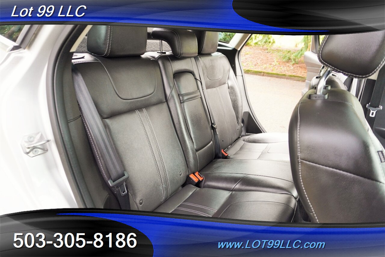 2012 Ford Focus Titanium Only 57K Heated Leather GPS 2 OWNERS   - Photo 16 - Milwaukie, OR 97267