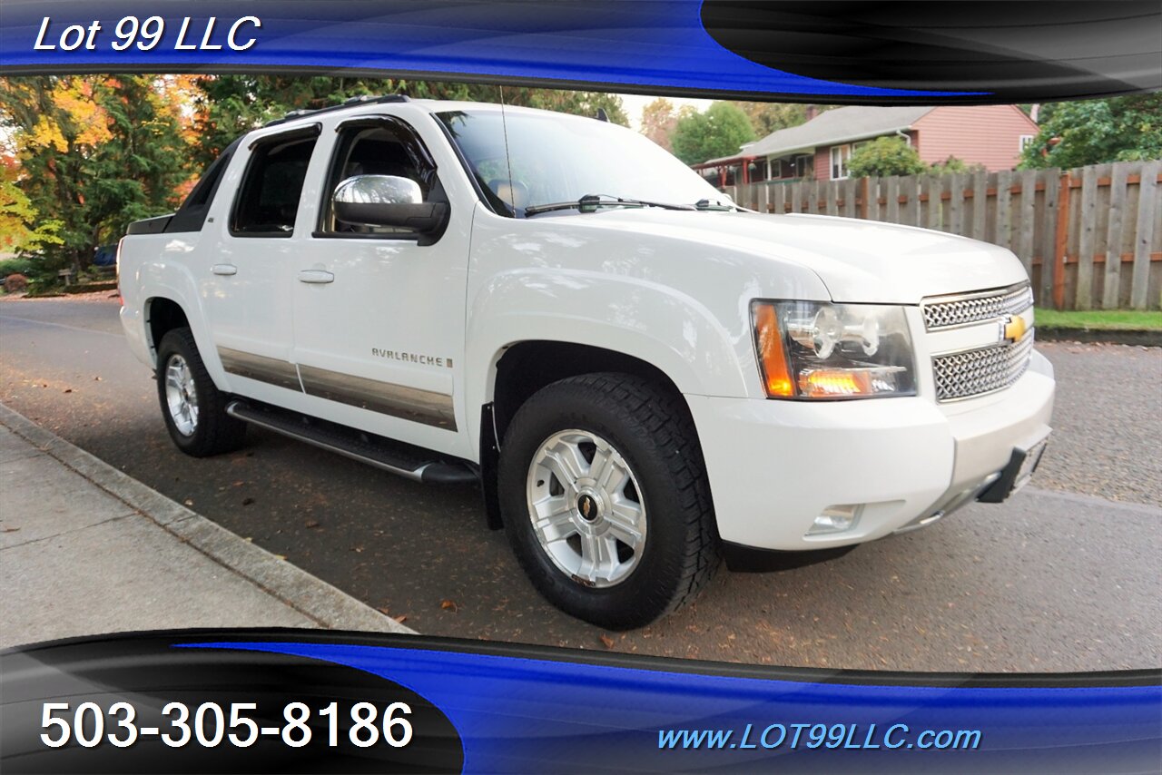 2009 Chevrolet Avalanche LTZ 4X4 V8 5.3L Auto Heated Leather Newer Tires   - Photo 7 - Milwaukie, OR 97267