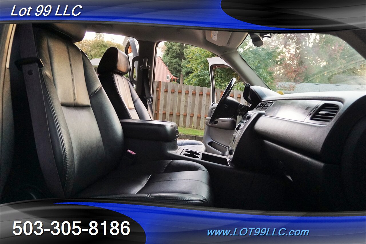 2009 Chevrolet Avalanche LTZ 4X4 V8 5.3L Auto Heated Leather Newer Tires   - Photo 17 - Milwaukie, OR 97267