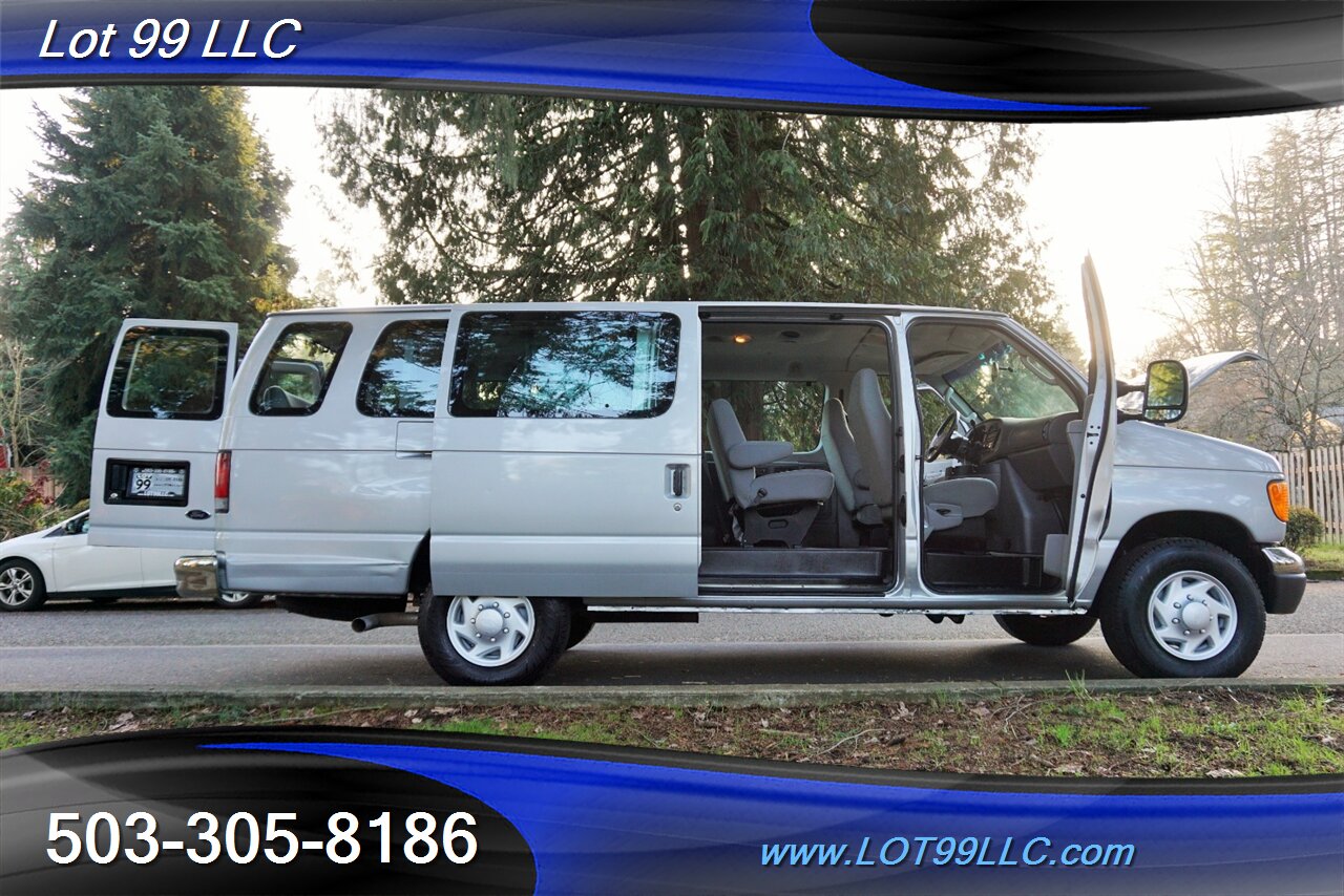 2007 Ford E-350 SD XLT 59k 15 Passenger Seating 1 OWNER   - Photo 24 - Milwaukie, OR 97267