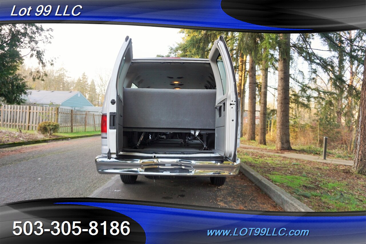 2007 Ford E-350 SD XLT 59k 15 Passenger Seating 1 OWNER   - Photo 23 - Milwaukie, OR 97267