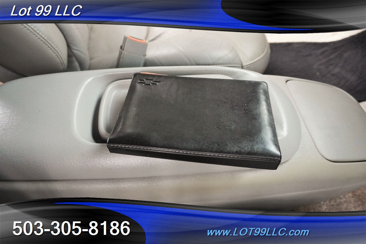 1998 Chevrolet Suburban K1500 LT 4X4 V8 5.7L Auto Leather LITED Premium  Wheels Newer Tires NO RUST ROOF RACK - Photo 33 - Milwaukie, OR 97267