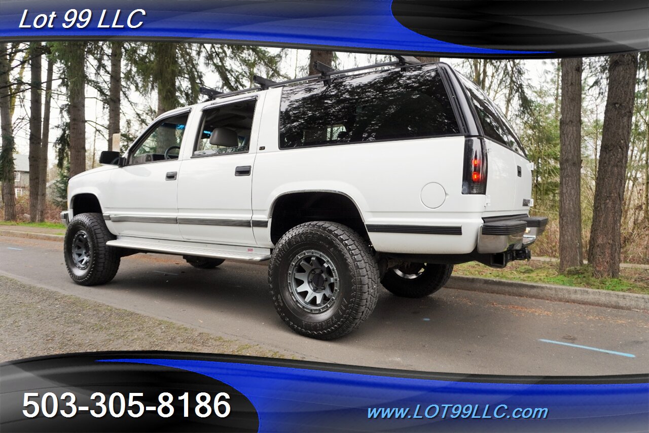 1998 Chevrolet Suburban K1500 LT 4X4 V8 5.7L Auto Leather LITED Premium  Wheels Newer Tires NO RUST ROOF RACK - Photo 11 - Milwaukie, OR 97267