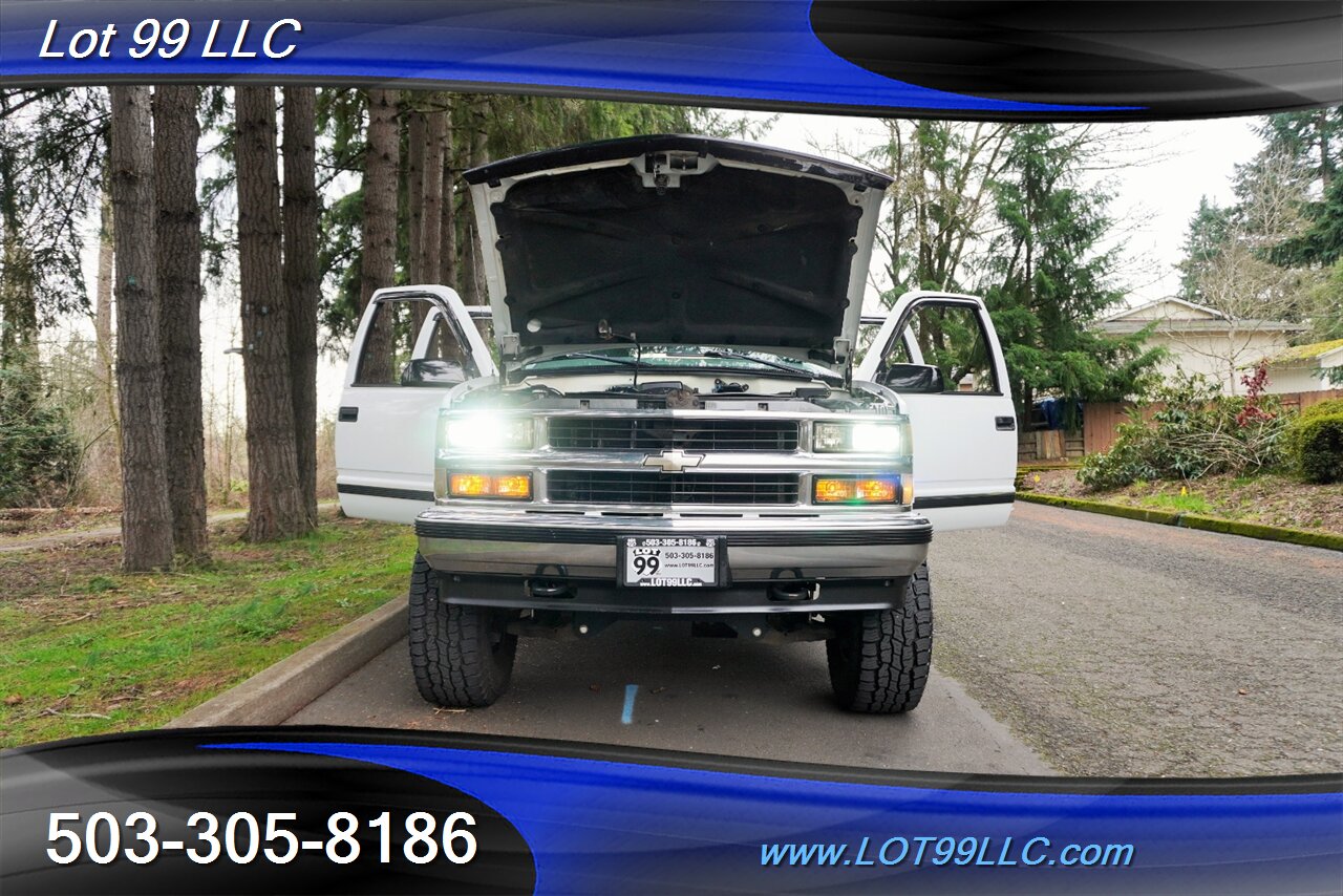 1998 Chevrolet Suburban K1500 LT 4X4 V8 5.7L Auto Leather LITED Premium  Wheels Newer Tires NO RUST ROOF RACK - Photo 27 - Milwaukie, OR 97267
