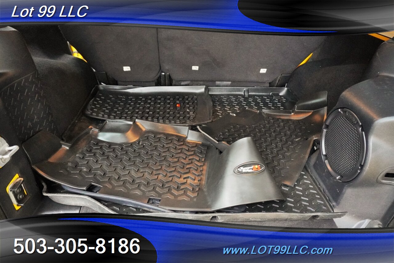 2011 Jeep Wrangler Sahara Unlimited 4X4 V6 Auto HARD TOP WINCH LIFTED Black Premium Wheels Newer Tires Bumpers - Photo 17 - Milwaukie, OR 97267