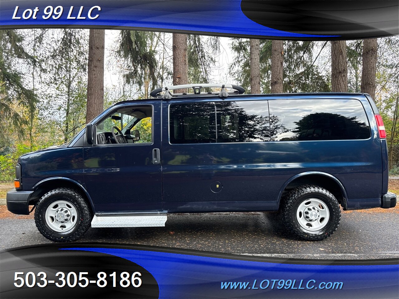 2012 Chevrolet Express LS 2500 1-Owner 86k Miles 12 Passenger Van   - Photo 1 - Milwaukie, OR 97267