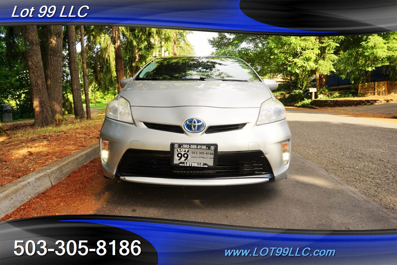 2012 Toyota Prius One 1.8L Auto Heated Leat   - Photo 6 - Milwaukie, OR 97267