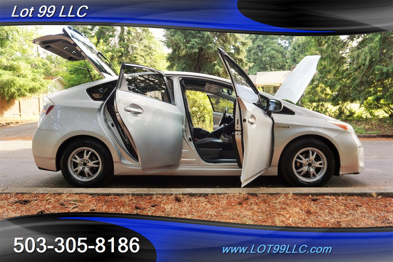 2012 Toyota Prius One 1.8L Auto Heated Leat   - Photo 28 - Milwaukie, OR 97267