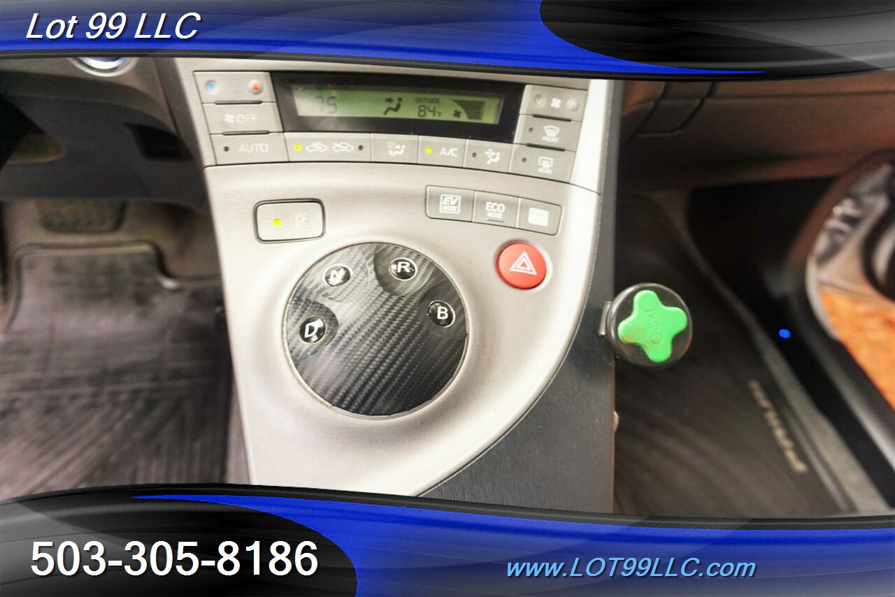 2012 Toyota Prius One 1.8L Auto Heated Leat   - Photo 23 - Milwaukie, OR 97267