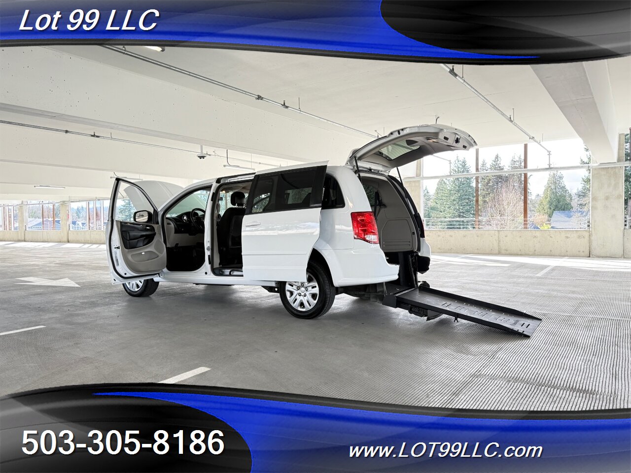 2017 Dodge Grand Caravan SE ** WHEELCHAIR VAN **REAR RAMP BraunAbility Rear Bumper Fold Out Ramp - Photo 43 - Milwaukie, OR 97267