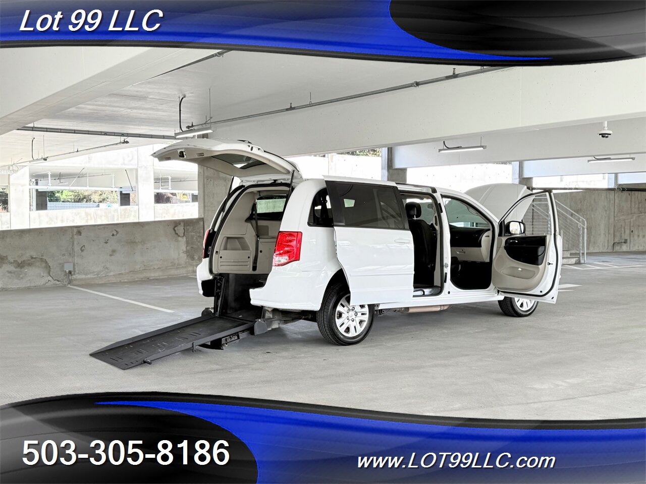 2017 Dodge Grand Caravan SE ** WHEELCHAIR VAN **REAR RAMP BraunAbility Rear Bumper Fold Out Ramp - Photo 42 - Milwaukie, OR 97267