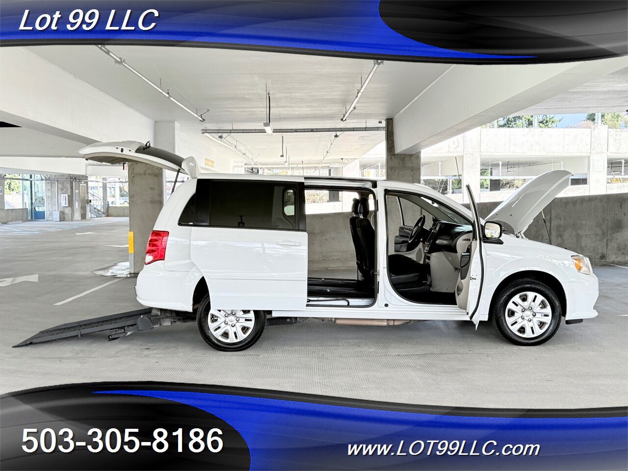 2017 Dodge Grand Caravan SE ** WHEELCHAIR VAN **REAR RAMP BraunAbility Rear Bumper Fold Out Ramp - Photo 39 - Milwaukie, OR 97267