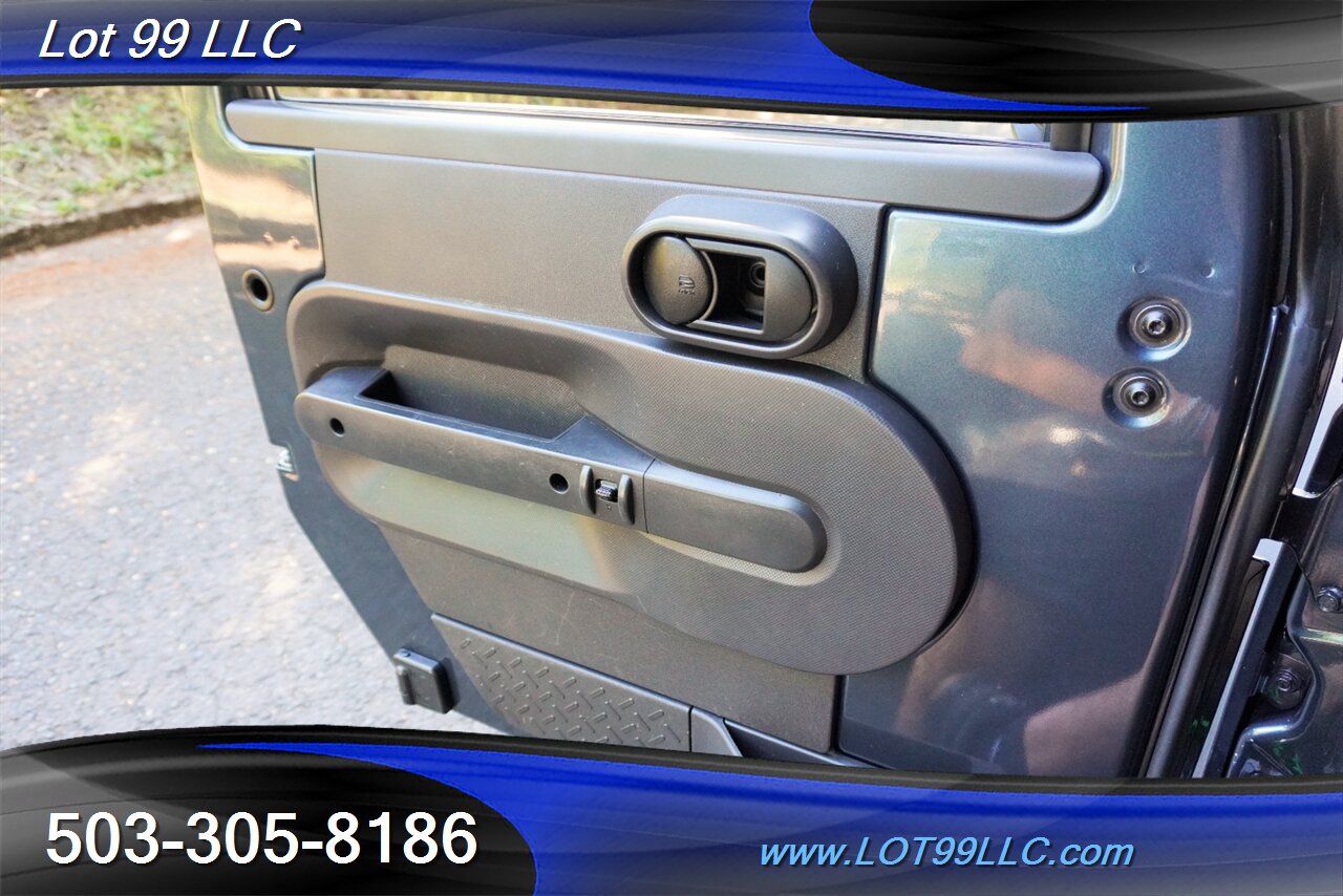 2008 Jeep Wrangler Rubicon 4x4 V6 3.8L Automatic Hard Top Premium  Wheels Newer Tires - Photo 25 - Milwaukie, OR 97267