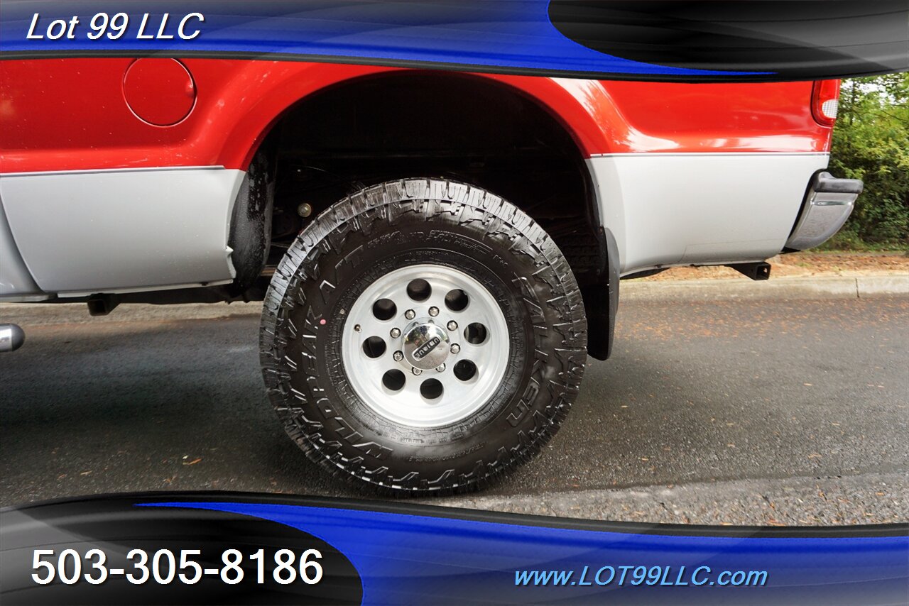 2003 Ford F-250 Lariat photo 4