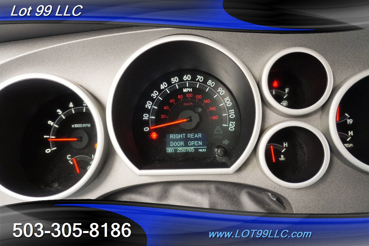 2011 Toyota Tundra Limited   - Photo 23 - Milwaukie, OR 97267