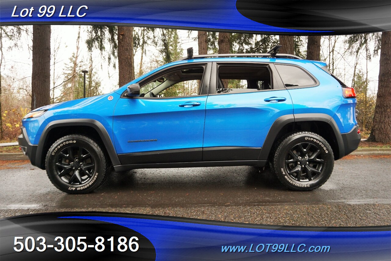 2018 Jeep Cherokee Trailhawk 4X4 Only 68k Heated Leather GPS Pano   - Photo 1 - Milwaukie, OR 97267