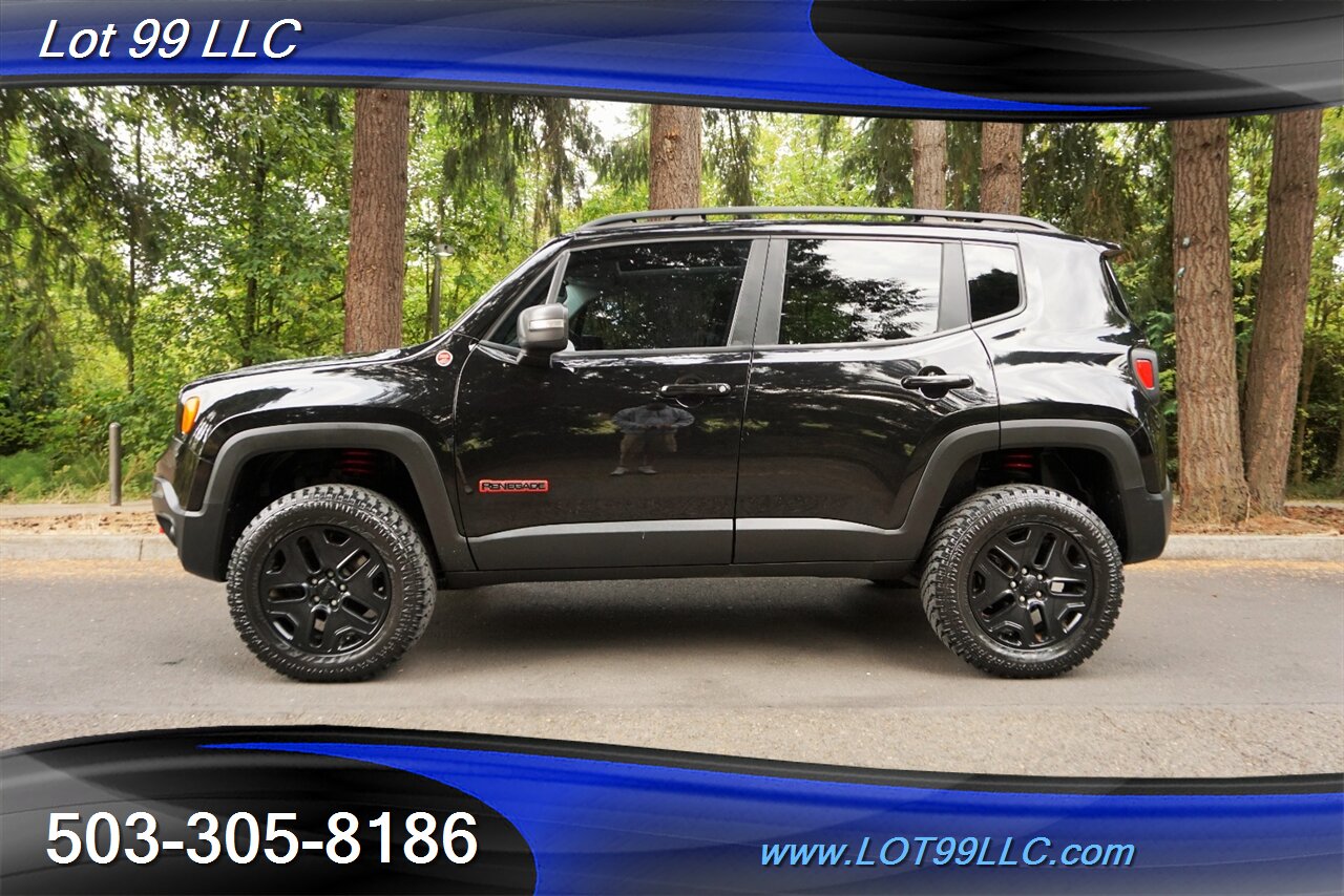 2018 Jeep Renegade Trailhawk 4X4 59K Leather Pano GPS LIFTED 1 OWNER   - Photo 1 - Milwaukie, OR 97267